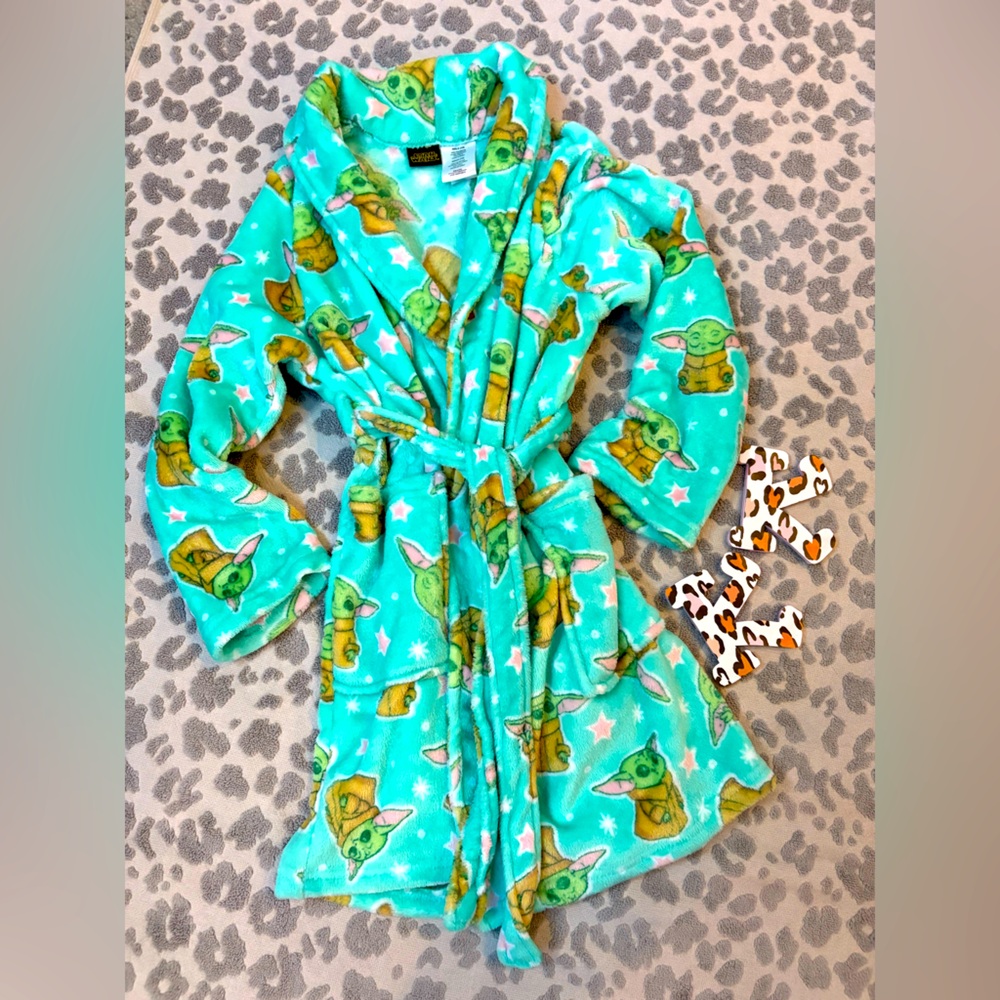 Girls Mint and Pink Baby Yoda Robe